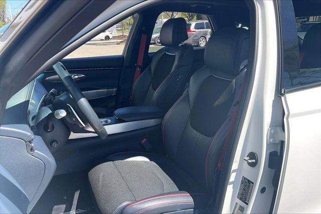 2023 Genesis GV70 2.5T