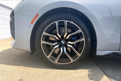 2024 BMW 7 Series 740i