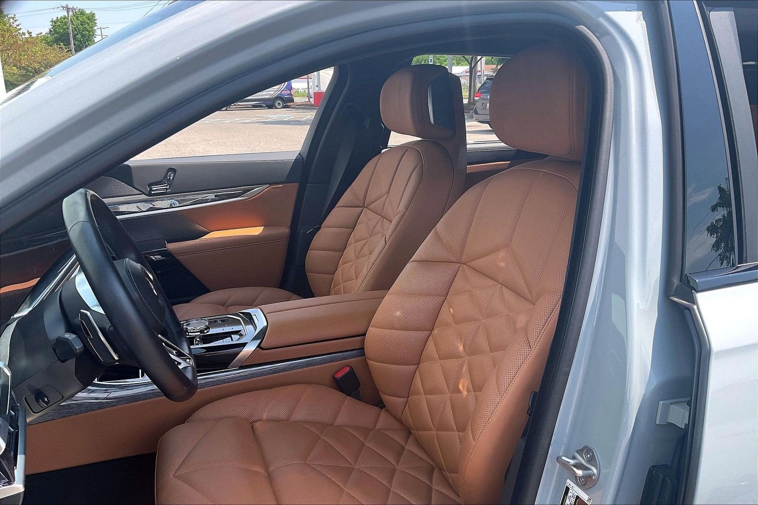 2024 BMW 7 Series 740i