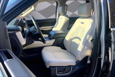 2022 Ford Expedition Max Platinum