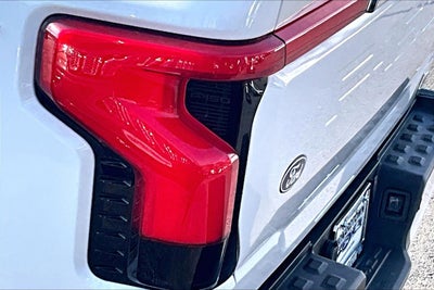 2025 Ford F-150 Lightning LARIAT EXTENDED RANGE LOADED