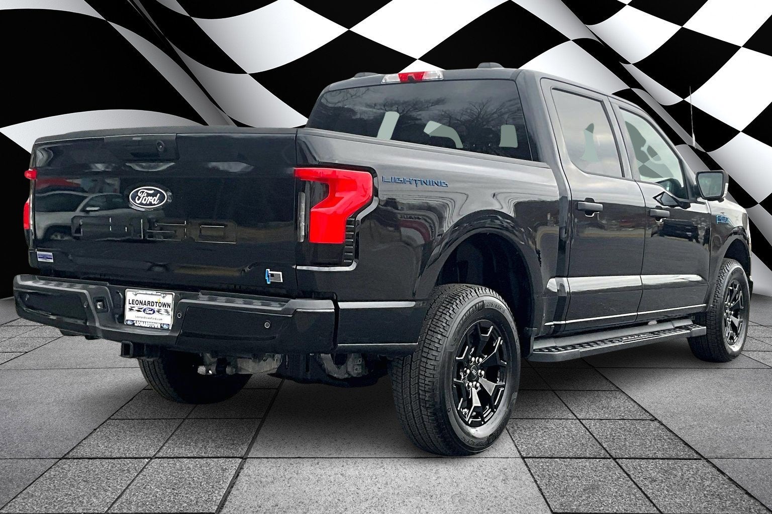 2025 Ford F-150 Lightning XLT PRO POWER