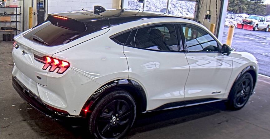 2023 Ford Mustang Mach-E California Route 1