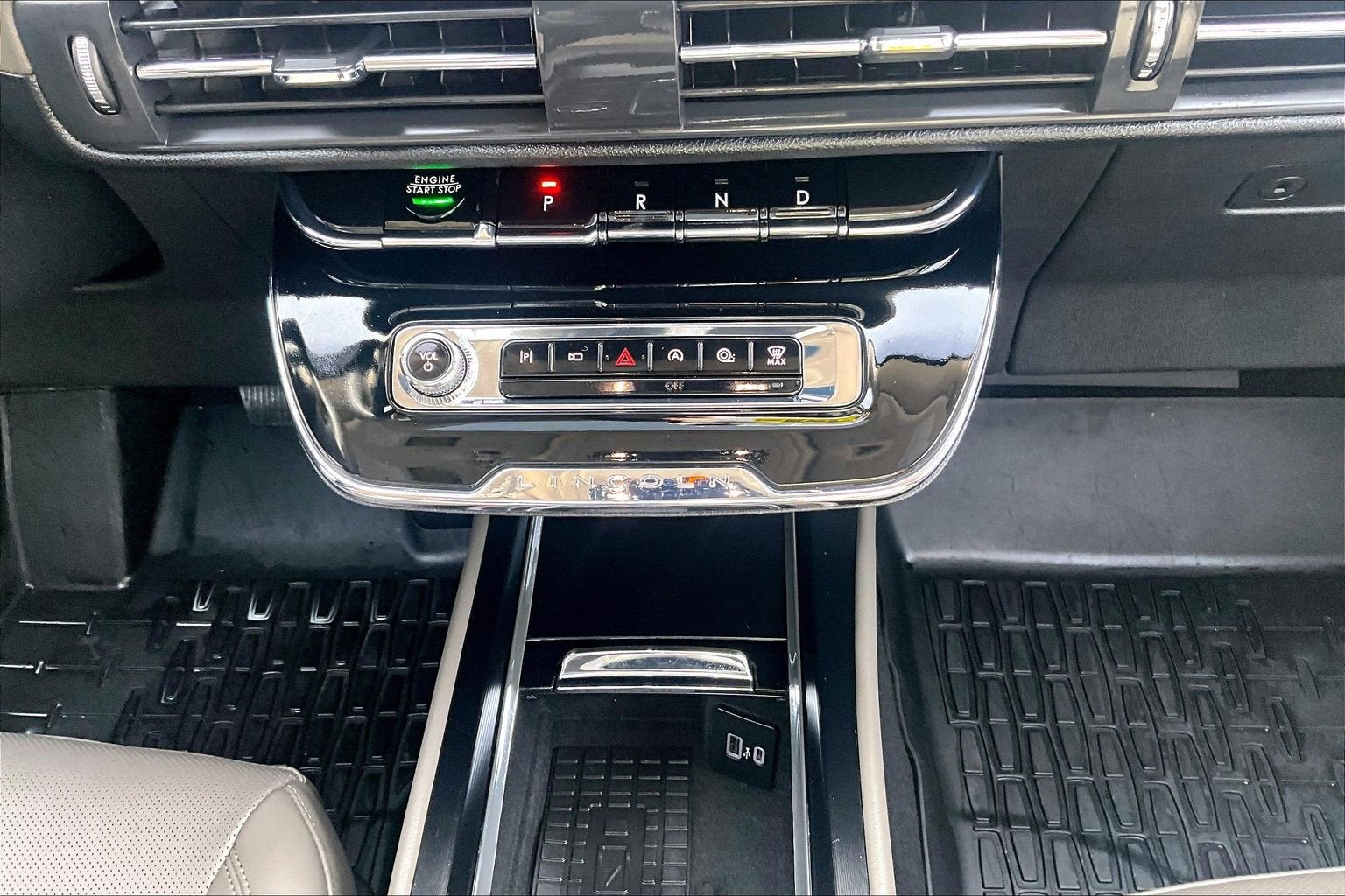 2023 Lincoln Corsair LUXURY PANO ROOF