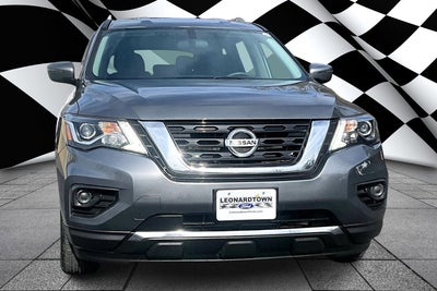 2020 Nissan Pathfinder S