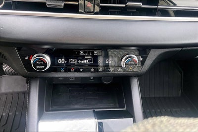 2023 Mitsubishi Outlander SEL