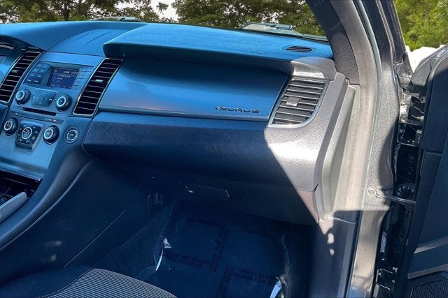 2016 Ford Taurus SEL