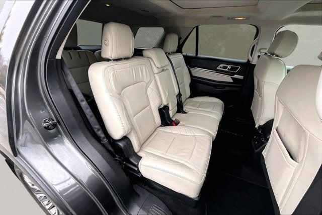 2017 Ford Explorer Platinum