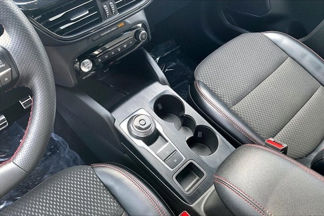 2024 Ford Escape ST-Line Elite