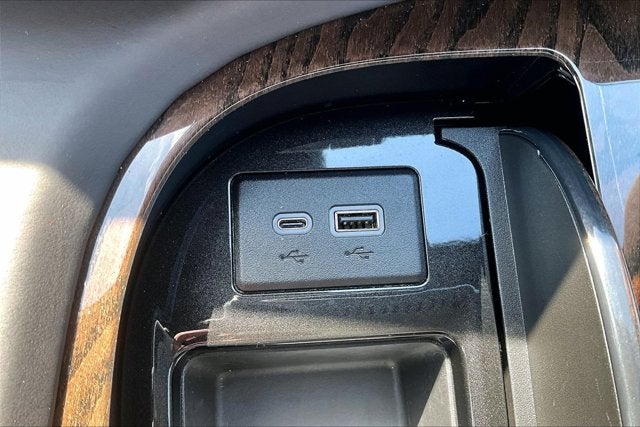 2023 Cadillac Escalade 4WD Premium Luxury Platinum