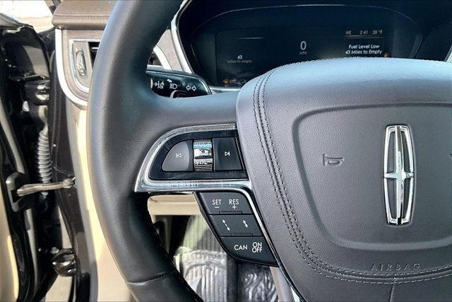 2019 Lincoln Continental Select