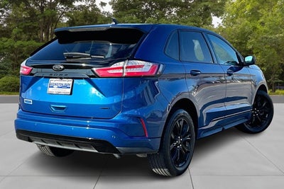 2022 Ford Edge SE