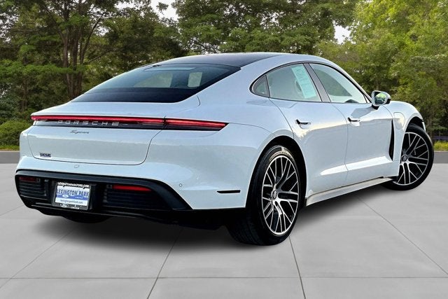 2022 Porsche Taycan Base