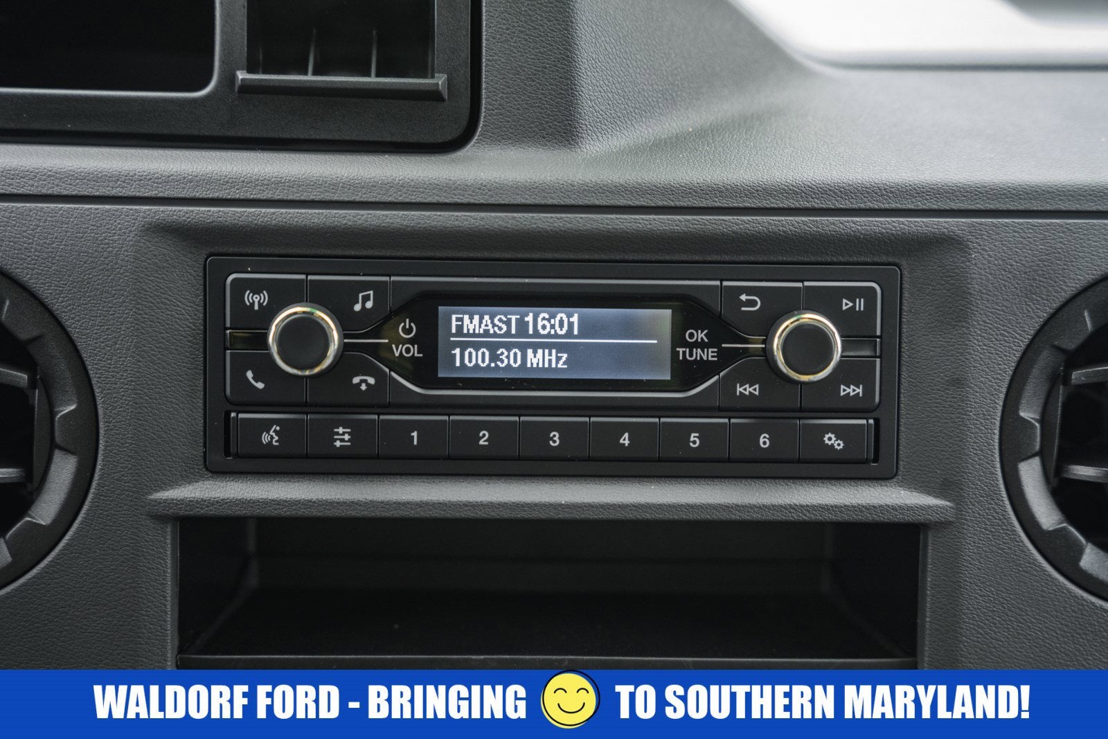 2024 Ford E-Series Cutaway Base DRW