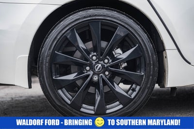 2023 Nissan Maxima SR