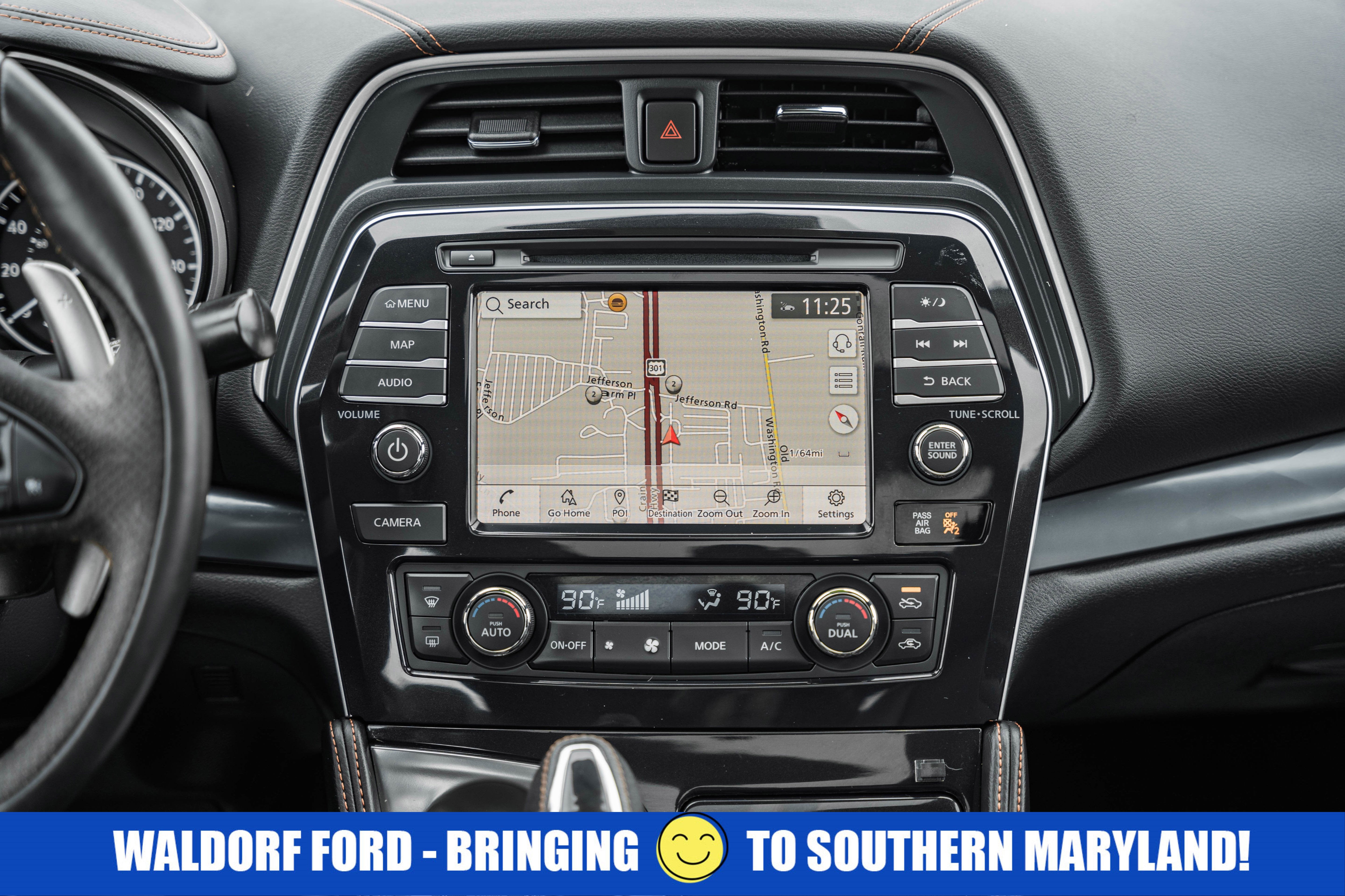 2023 Nissan Maxima SR