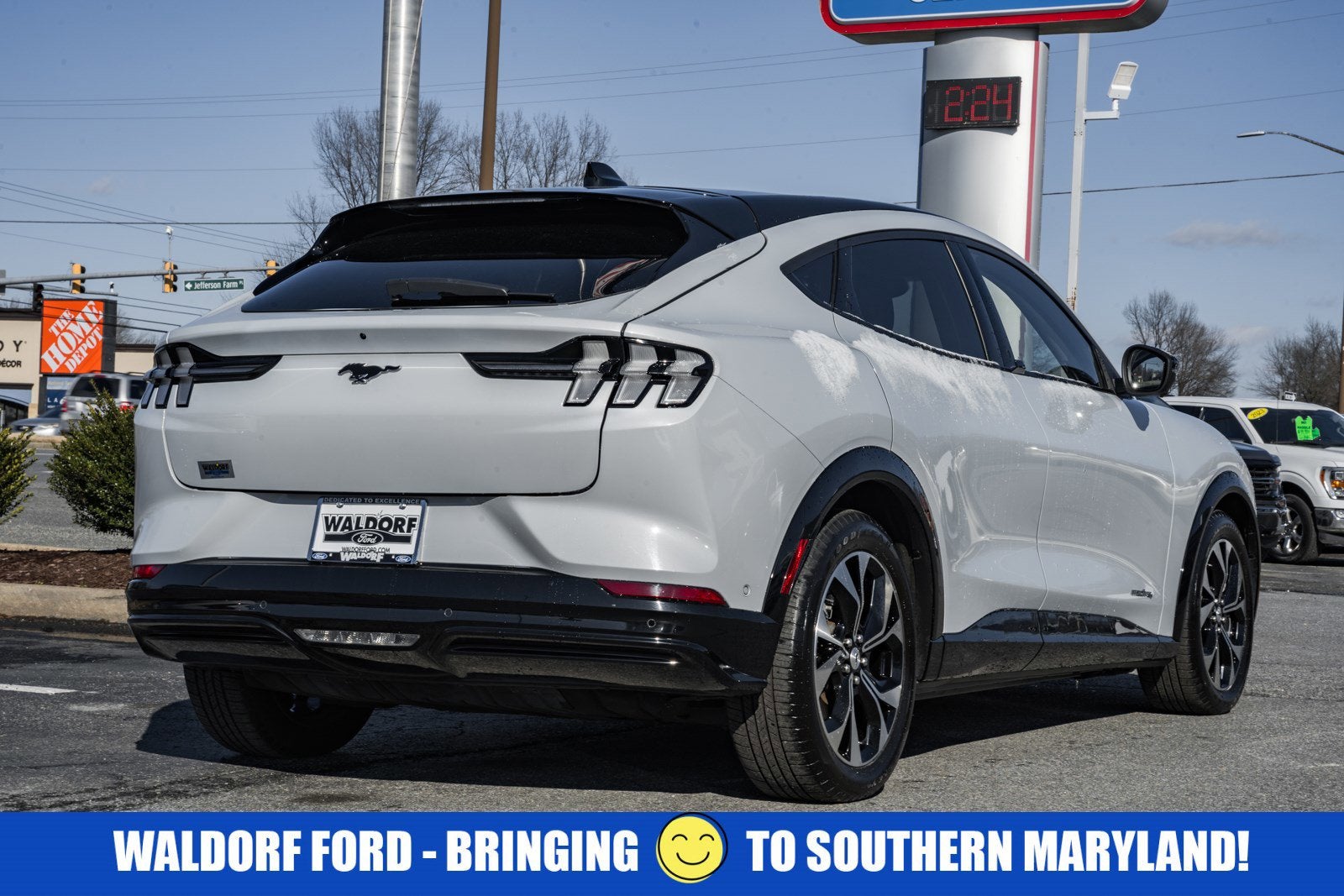 2022 Ford Mustang Mach-E Premium