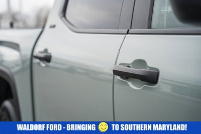 2024 Toyota Tundra 4WD SR5