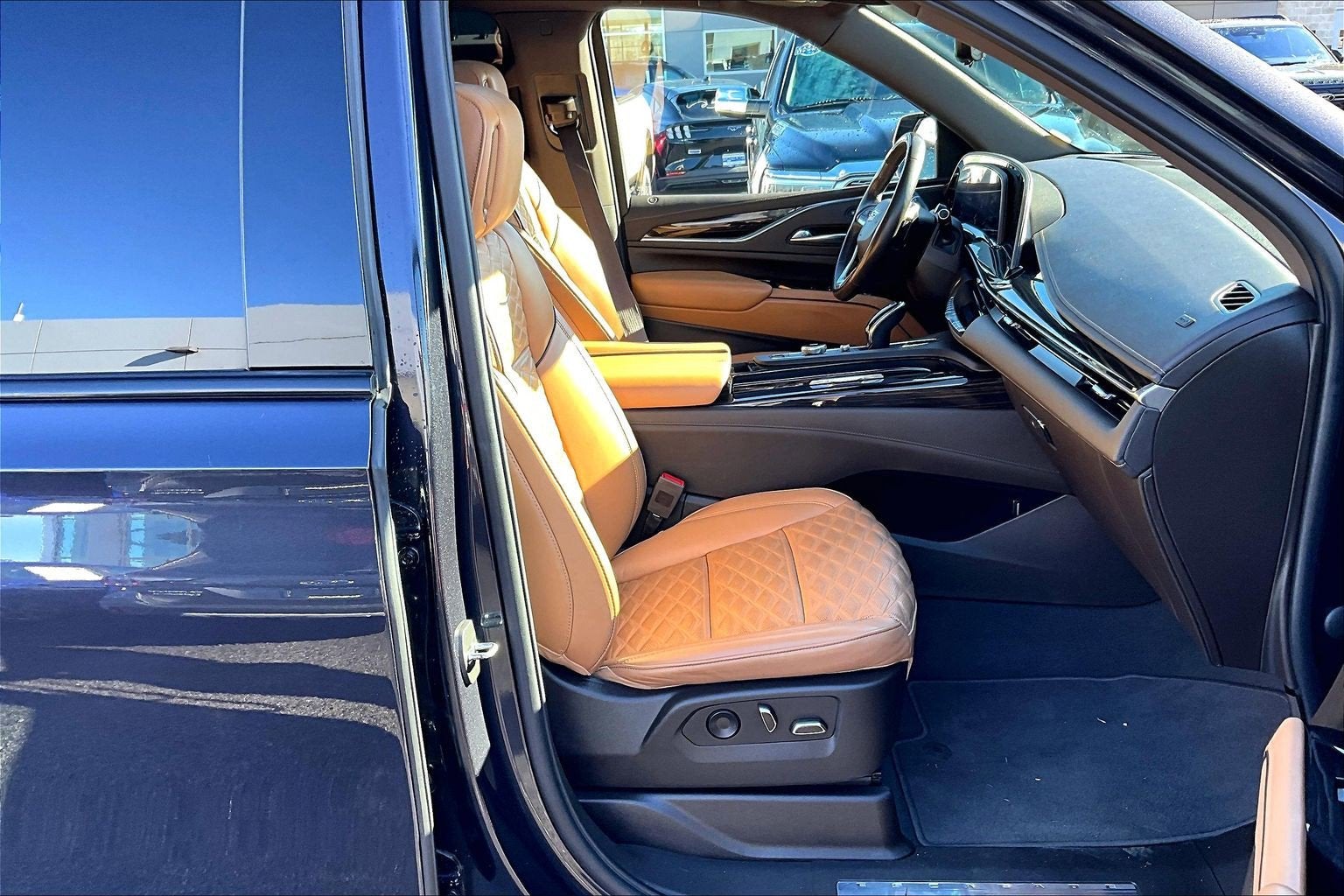 2022 Cadillac Escalade ESV Sport