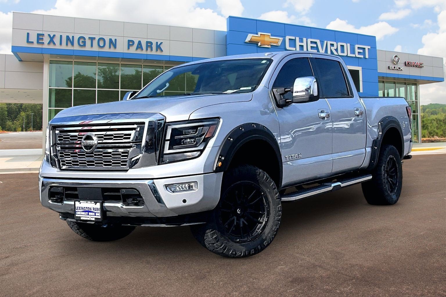2021 Nissan TITAN Crew Cab SL 4x4